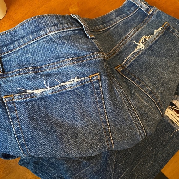 Abercrombie & Fitch, Mom Jean, Cracked Destroyed Hem Straight Leg Jeans, Blue - Picture 8 of 9